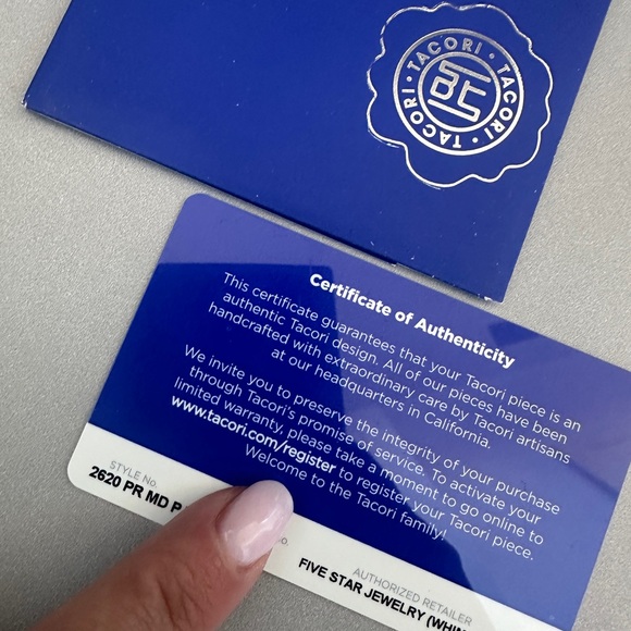 Tacori Dantela Princess Bloom Halo Engagement setting - refurbished and like new - Picture 15 of 15